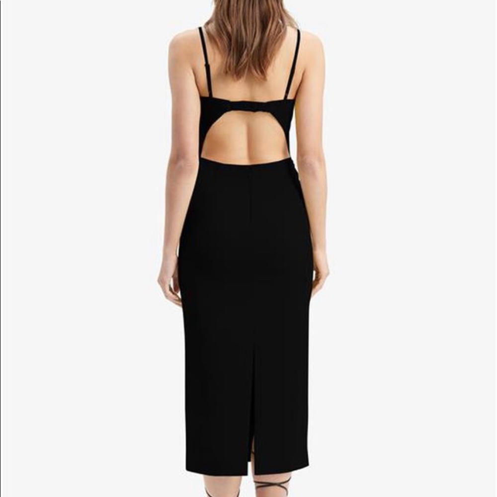 Sexy little black dress with cut out - worn once - Picture 3 of 6